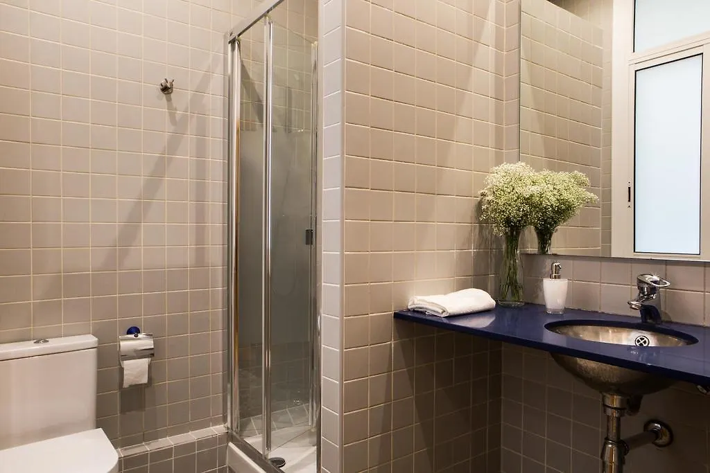 Born Barcelona Hostel (Adults Only)