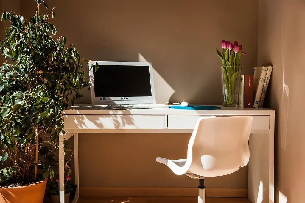 Born Barcelona Hostel (Adults Only)